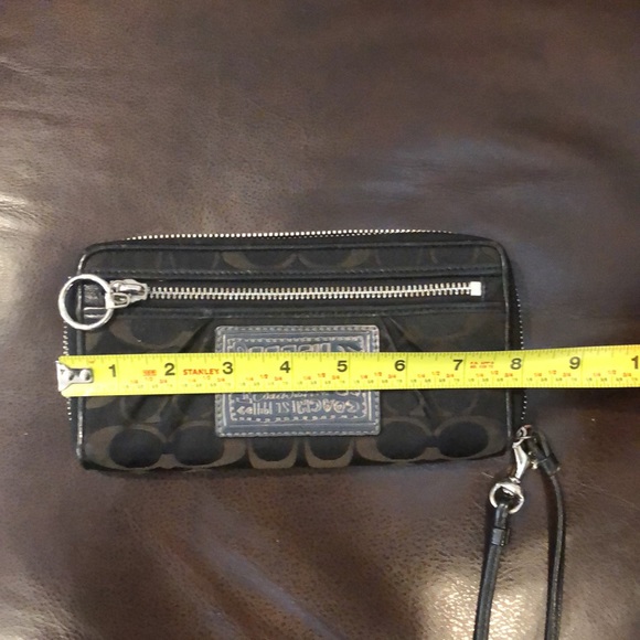 COACH POPPY Continental Full Silver Zip Jacquard C Black Brown Wallet Wristlet - Picture 13 of 15